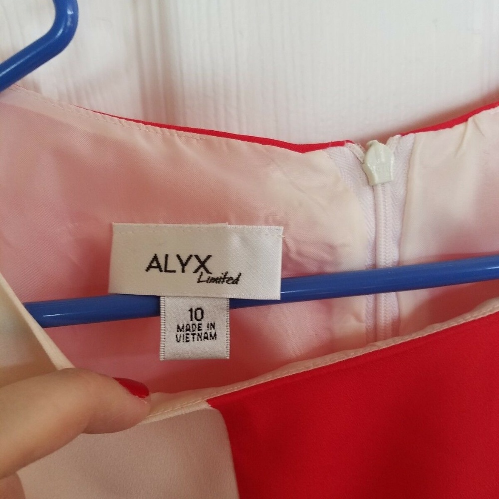 ** 2 / $15 **Alyx Limited Womens Coral White Dress - Picture 3 of 3